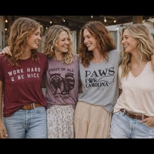 Sarcastic & FUN Bundle Of 4 Womans Tee Shirt LOT Excellent Large & XL